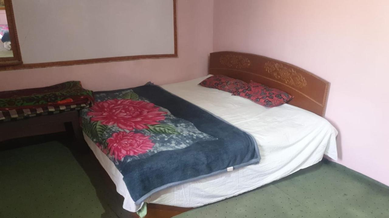 Lake Boulevard Guest House Srīnagar Extérieur photo